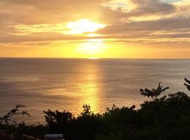 Sunset Vista homely apartment，位于Méro的酒店