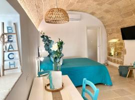 Angolo di Paradiso，位于滨海波利尼亚诺的海滩酒店