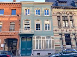 La Maison Bleue Ronse，位于龙塞的酒店