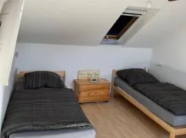 Gemütliches, ruhiges Zimmer mit eigenem Bad