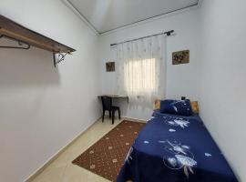 Cozy Room & Modern Amenities 4，位于得土安的酒店