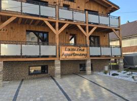 Luxusný apartmán Karolína，位于塔加特的酒店