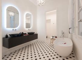 Jonathan Luxury Apartment Trieste Station，位于的里雅斯特的豪华酒店