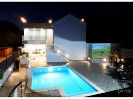 Villa Luketini Dvori, Primošten