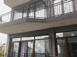 Madona Homestay，位于科布列季的酒店