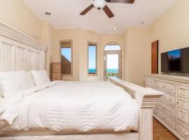 Bella sirena Resort 2Rec condo con albercas y playa，位于佩尼亚斯科港的度假村