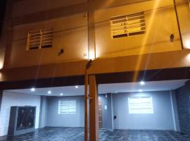 Apart Trelew 3，位于特雷利乌的酒店