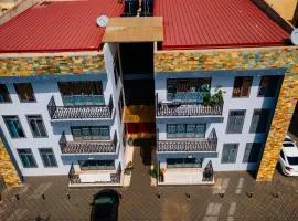 Royal Luxury Suites - Spintex West