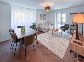 STAYY Urban Base - Self check-in with free Parking，位于施利伦的酒店