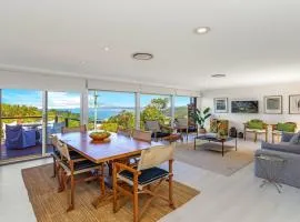 'Seabreeze Escape' by HolidayCo