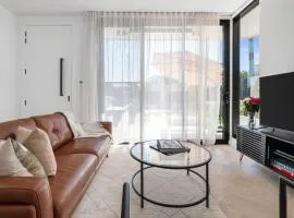 Coastal Retreat with Private Parking
