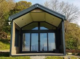 POD4 Family Glamping with seaview & Wi-Fi
