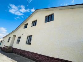 Nurislam GuestHouse，位于At-Bashy的酒店