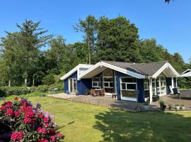 Vejby Strand cabin near beach & Heatherhill - 101 m2，位于瓦伊比的酒店