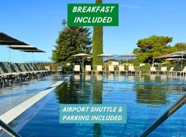 Everness Hotel & Resort，位于夏凡纳德伯吉斯的酒店