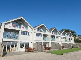 Falmouth Self Catering Lodges，位于法尔茅斯的酒店