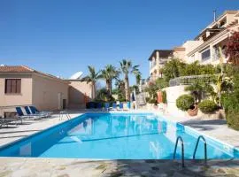 Thalia's Holiday Apartment in Tala Chorio