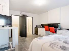 Studio de L'avance 28m2，位于Fourques-sur-Garonne的酒店