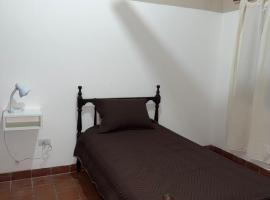 Casa de 3 dormitorios - Palpalá，位于Palpalá的酒店