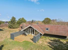 Holiday Home Fanø 57，位于森讷霍的酒店