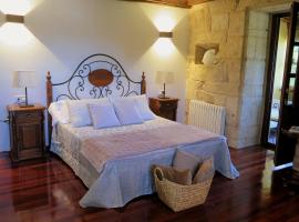 Pazo Carballo Hotel，位于Sampaio的酒店