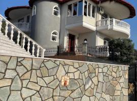 SeaView Ground，位于Eleftheres的酒店