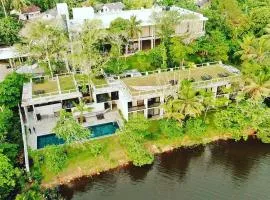 Rimakvin River Edge Resort