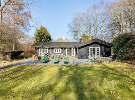 Lovely Home In Tisvildeleje With Sauna，位于齐斯维勒莱厄的酒店