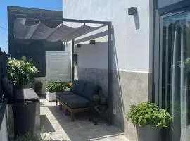 City Sea House