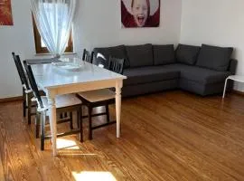 Loreley 2 Zimmerwohnung mit Hof und Garten