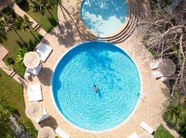 莱斯帕乐图奇思酒店，位于Toubakouta的宠物友好酒店