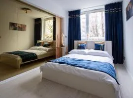 Katowice Golden Peacock - Grazynskiego 7