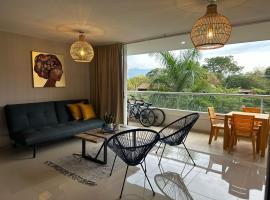Beautiful Santa Fe de Antioquia DiSole apartment，位于圣菲德安蒂奥基亚的酒店