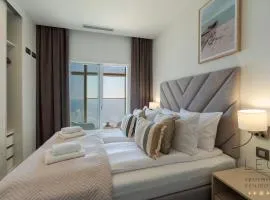 Intempo Sea View by Leo Apartments