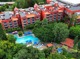 Fiesta Americana Hacienda Ixtapan de La Sal，位于伊斯塔潘德拉萨尔的带停车场的酒店