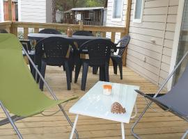 MOBIL HOME n 2 TOUT CONFORT ST CYPRIEN 66，位于圣西普里安的酒店