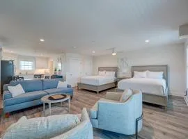 1004 Queen Pet Friendly Suite, 1st Floor Oasis