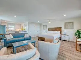 2001 King Pet Friendly, 2nd Floor Serenity