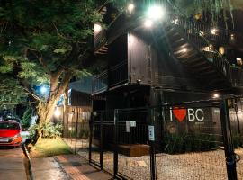 LOFT BC，位于巴拉奈里奥-坎布里乌的酒店