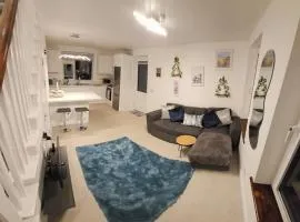 Riveredge Apartment