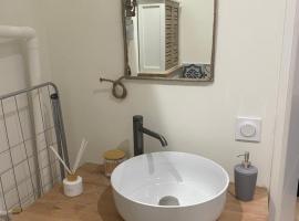 Le lodge，位于多勒的酒店