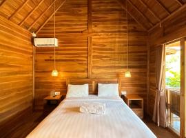 Uluwatu Wooden Villa，位于乌鲁瓦图的酒店