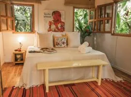 Surf Casitas - Low Tide Bungalow