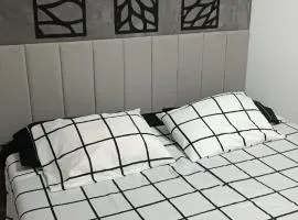 Apartamento a 1200m da praia de Itapua