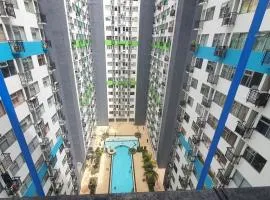 Jarrdin apartment Cihampelas 2BR pool view by Nemui Room