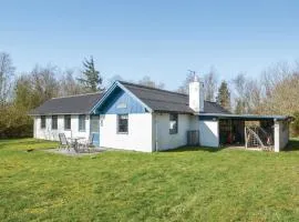 2 Bedroom Nice Home In Roslev