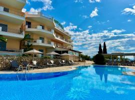 全景公寓酒店，位于托隆的酒店