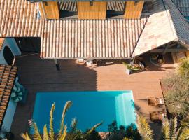 Villa avec piscine 3 chambres 6 couchages，位于萨泽克斯的酒店