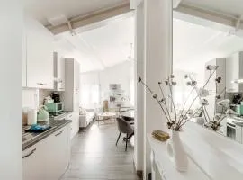 Bohème Loft by Quokka 360 - Among the historic streets of Como