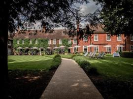 Bush Hotel Farnham，位于法纳姆的酒店